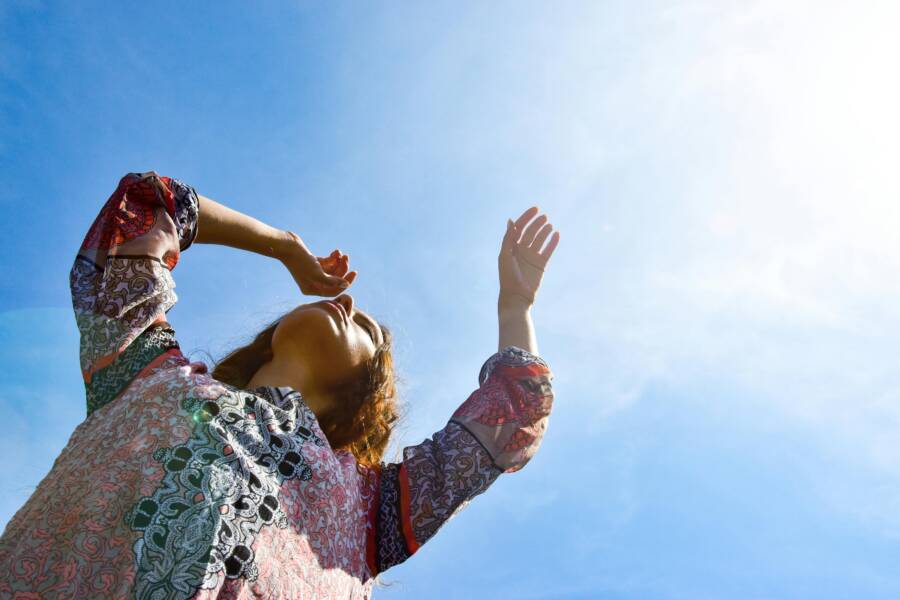 How Gratitude Raises Your Energetic Frequency to Attract Wealth