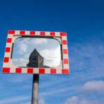 Mirror Effect: How Top Leaders Set the Tone and Build Wealth