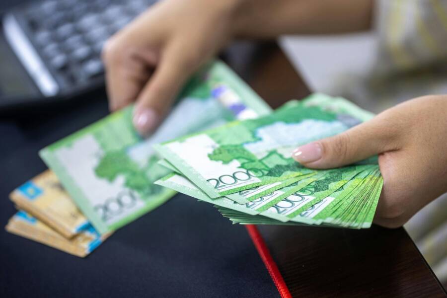 The Secret to Getting Rich Personal Finance Ignores