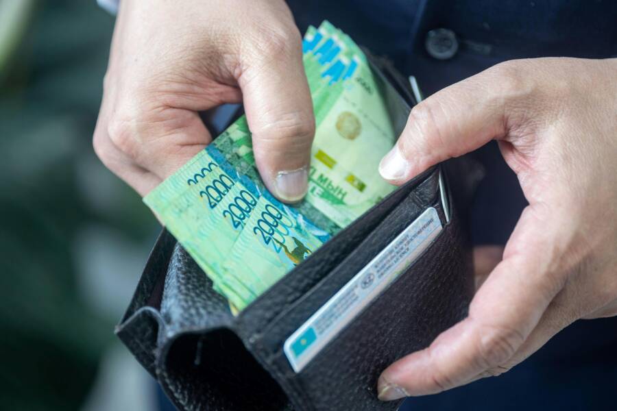 Wallet Cleansing Ritual: Why Wealthy People Swear By It