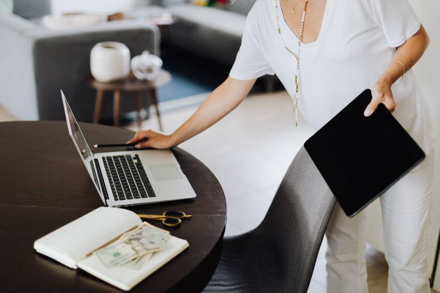 How to Know When Your Manifestation Is Working for Money