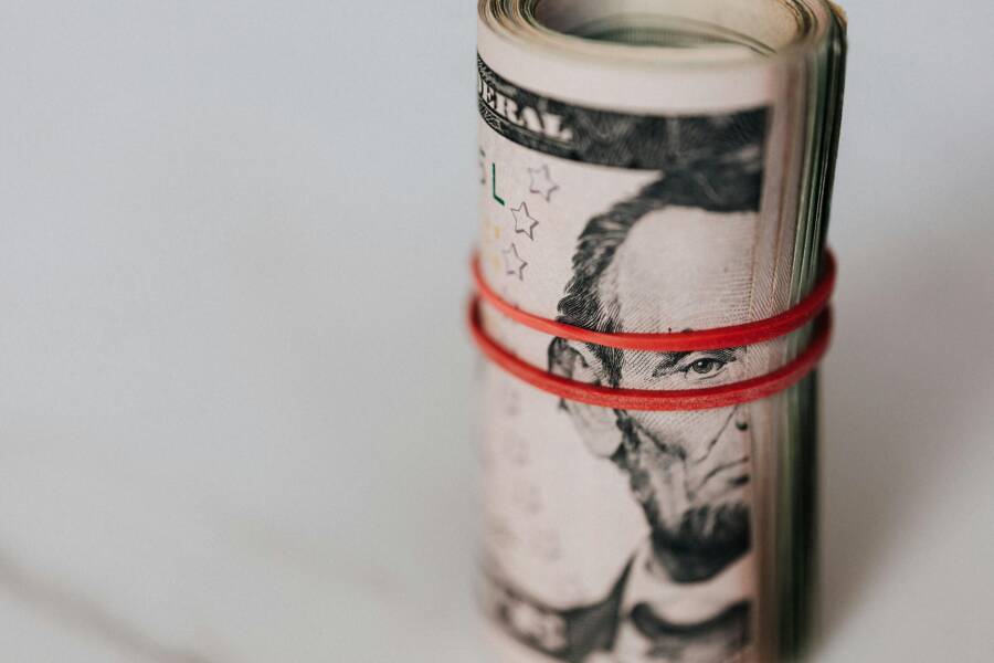 Financial Freedom vs. Being Rich: Understanding the Difference