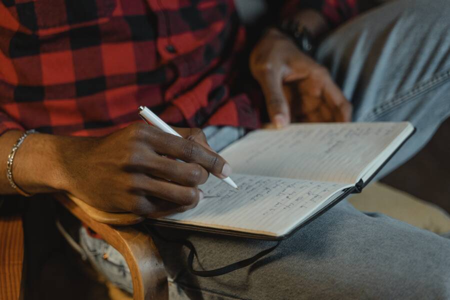 Financial Wins Journal: How Writing Progress Rewires Your Brain