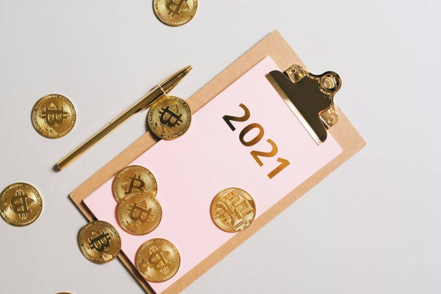 Future Self Journaling: How to Build Wealth Through Daily Intentionality