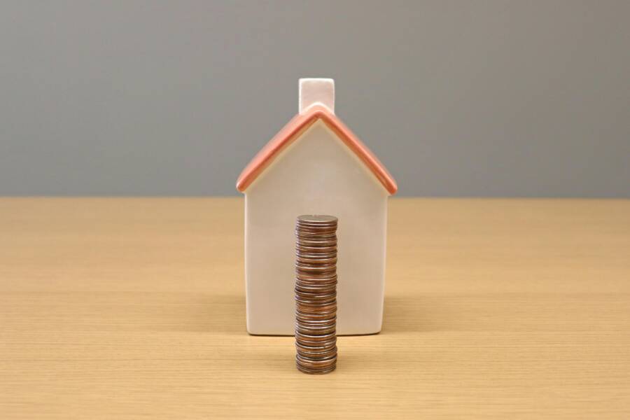 Habit Stacking for Wealth: A Practical Guide to Financial Growth