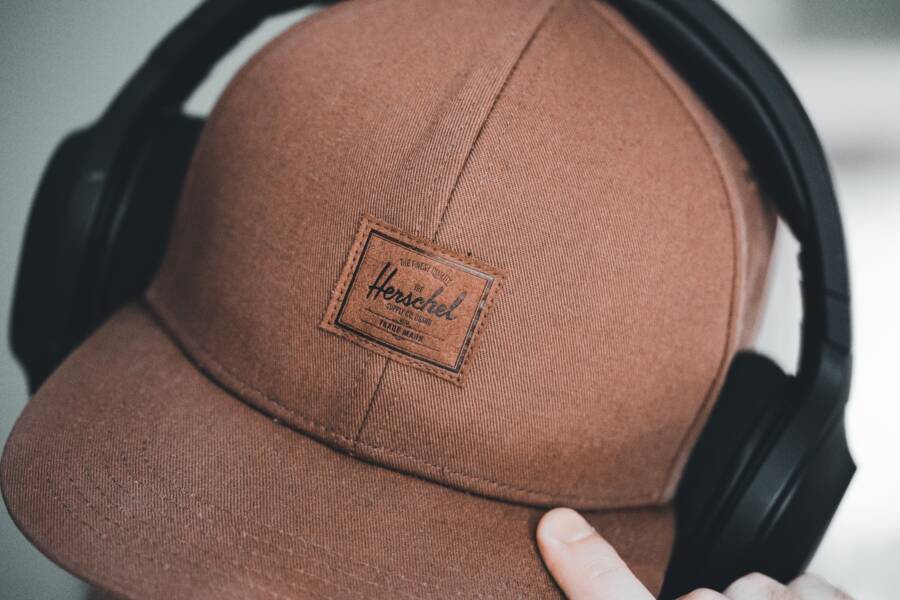 How Daily Audio Habits Improve Focus and Productivity