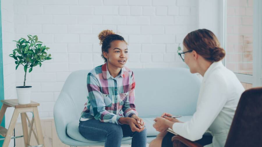 How Emotional Control Builds Your Professional Influence