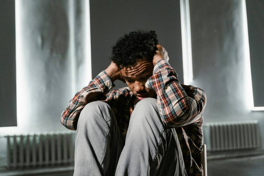 How Fear-Based Thinking Creates a Cycle of Financial Lack