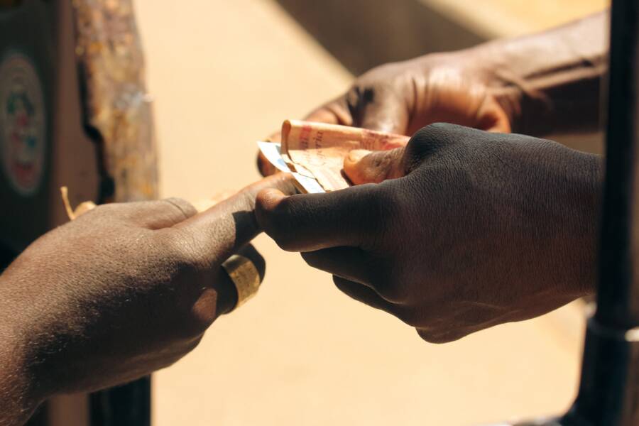 How Keeping Small Promises Builds Financial Confidence How Keeping Small Promises Builds Financial Confidence