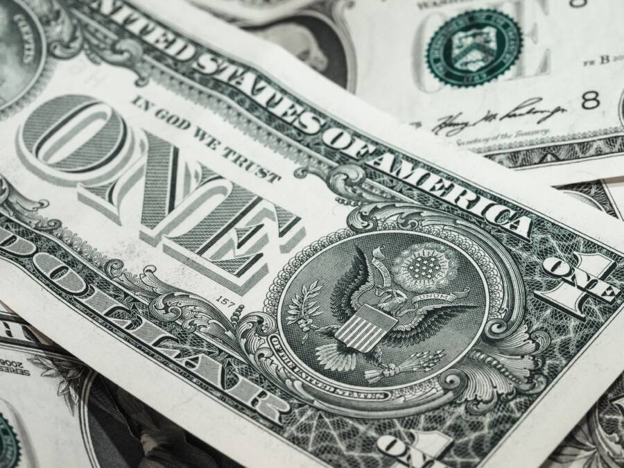 How Long-Term Trust Becomes a Financial Competitive Advantage