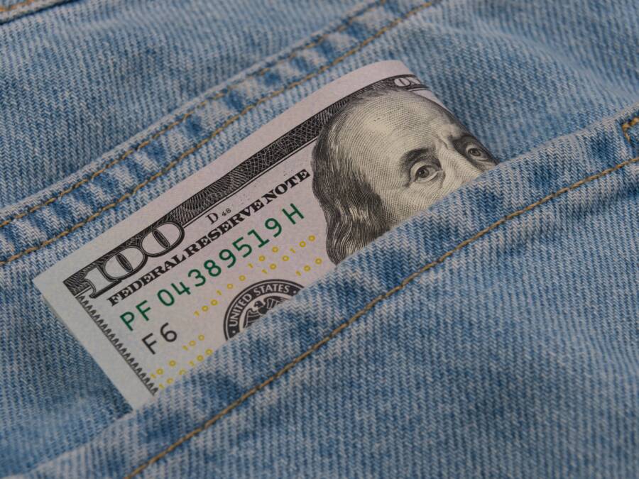 How One Daily Habit Builds Your Financial Future