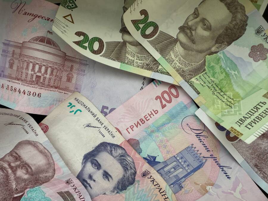 How to Adopt a Growth-Oriented Money Identity