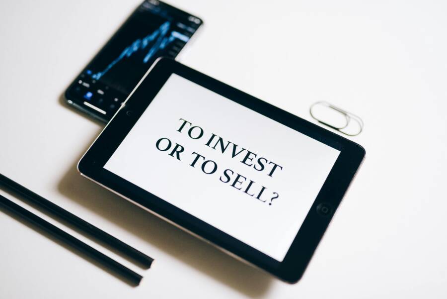 How to Build a Financial Safety Foundation Before Investing