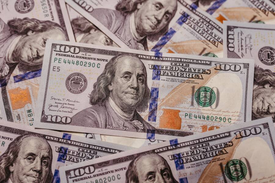 How to Build a Monthly Wealth Ritual for Financial Stability