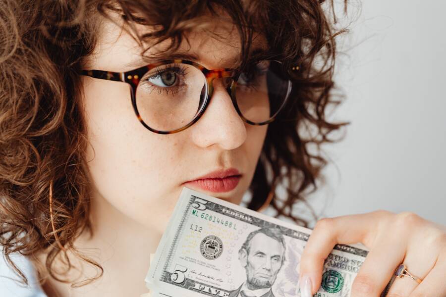 How to Build a Personal Wealth Ritual That Feels Natural