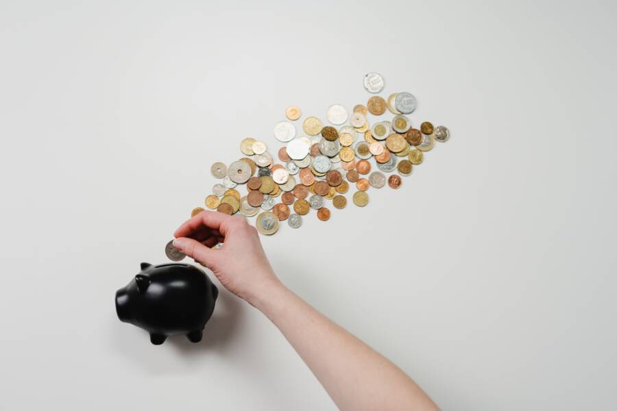 How to Build a Stronger Money Mindset: A Step-by-Step Guide