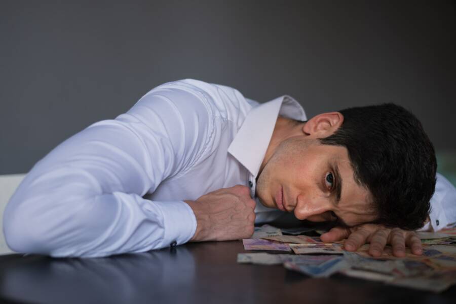 How to Build a Wealth Mindset Without Financial Pressure