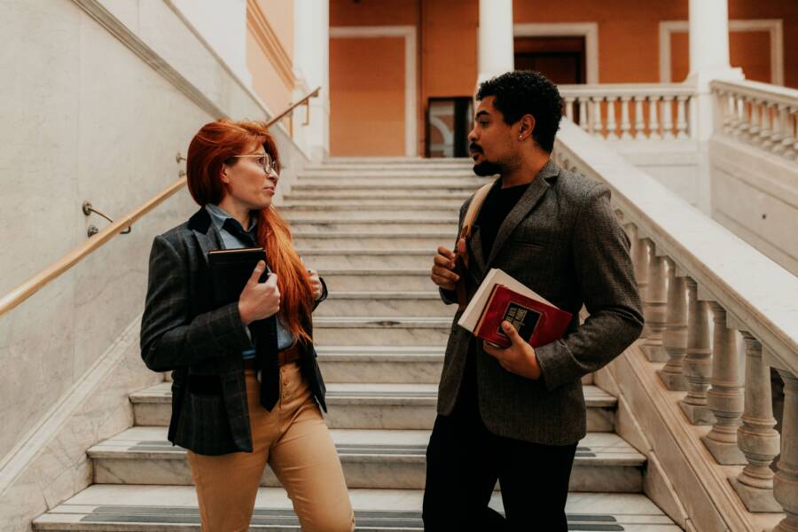 How to Build Authority and Presence in Every Conversation