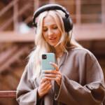 How to Build Trust in Your Financial Journey Using Daily Audio