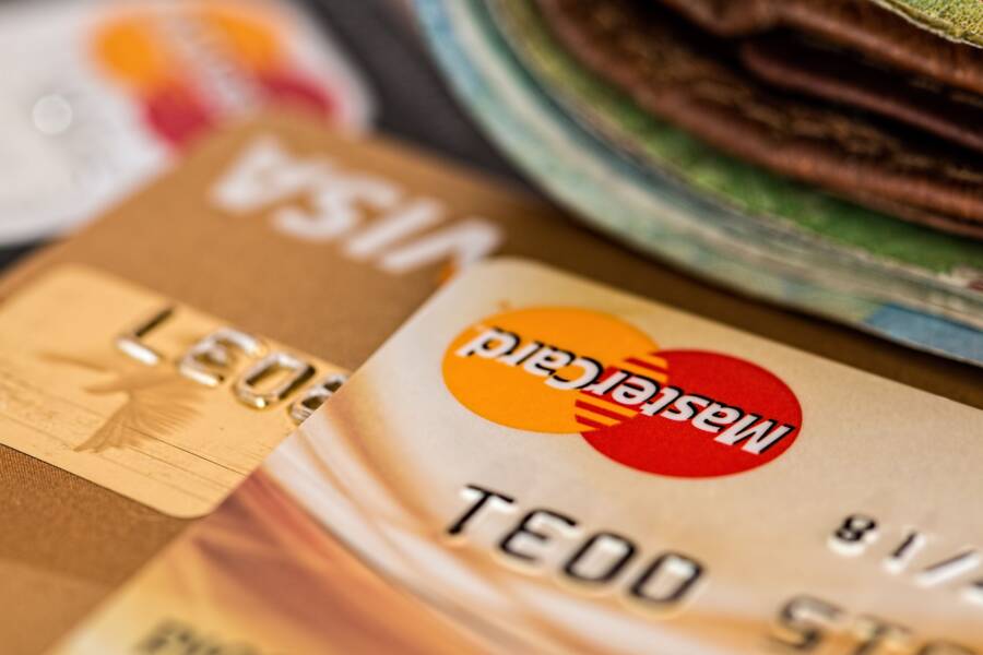 How to Create Effective Spending Boundaries for Financial Stability