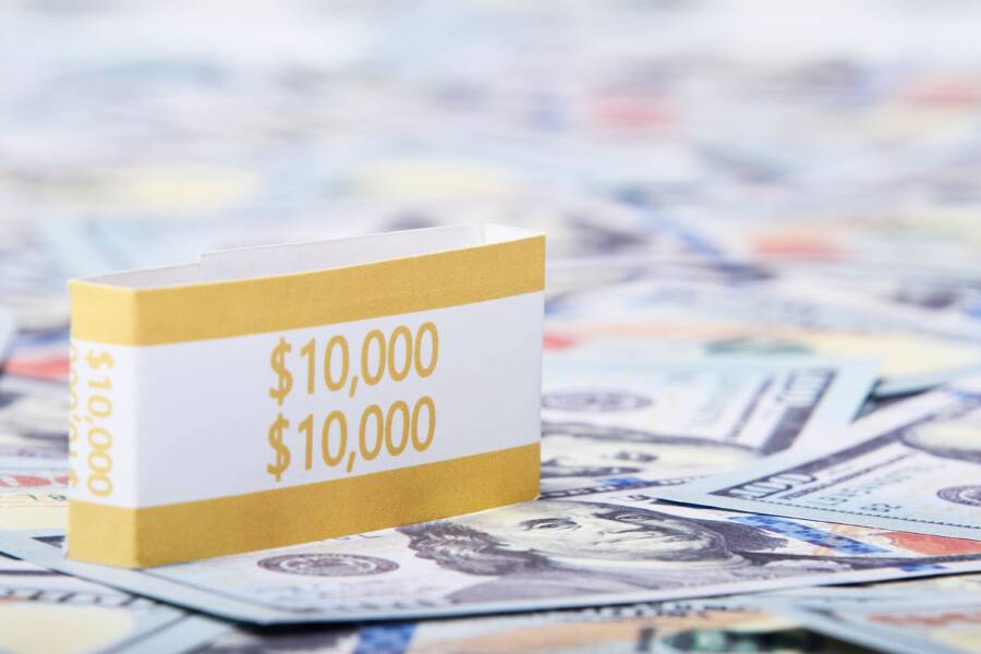 How to Find a Financial Mentor to Build Wealth Faster