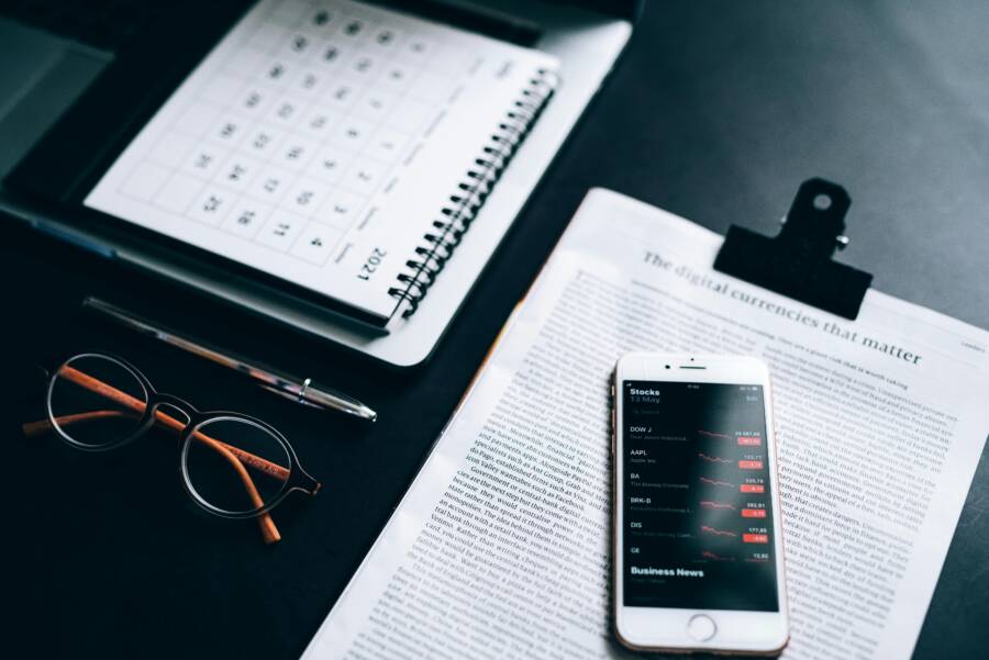 How to Link New Financial Habits to Your Daily Routine