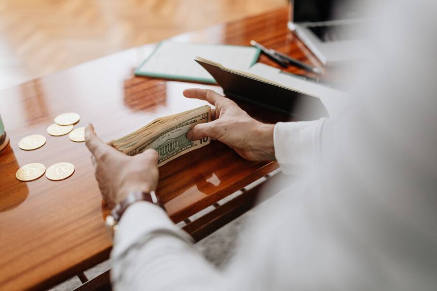How to Make Better Financial Decisions When Money Is Tight