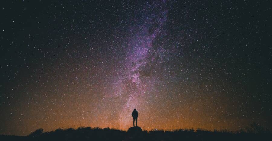 How to Recognize When the Universe Is Pointing Toward a New Financial Opportunity