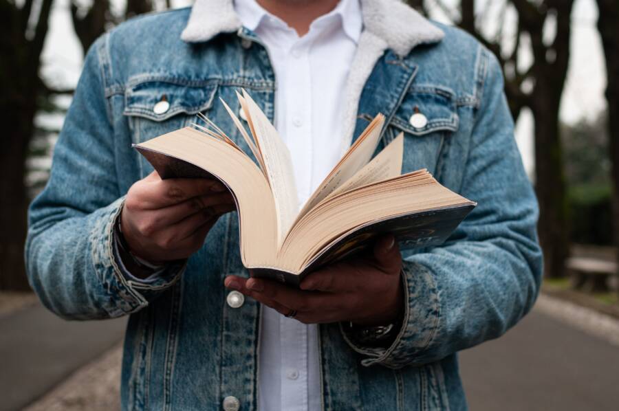 How to Turn Financial Mistakes Into a Compelling Story