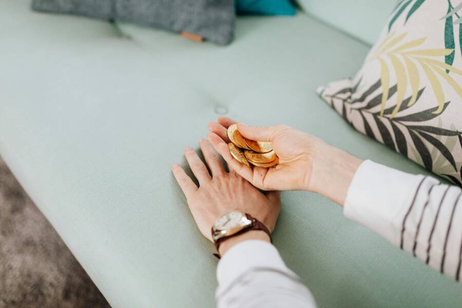 How to Use a Prosperity Object for Financial Focus (Practical Guide)