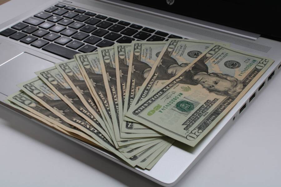 How to Use Audio Cues to Anchor Positive Money Beliefs