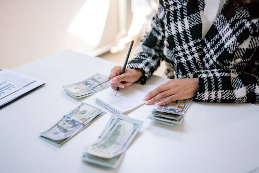 How to Use Repetition to Build a Wealthy Identity