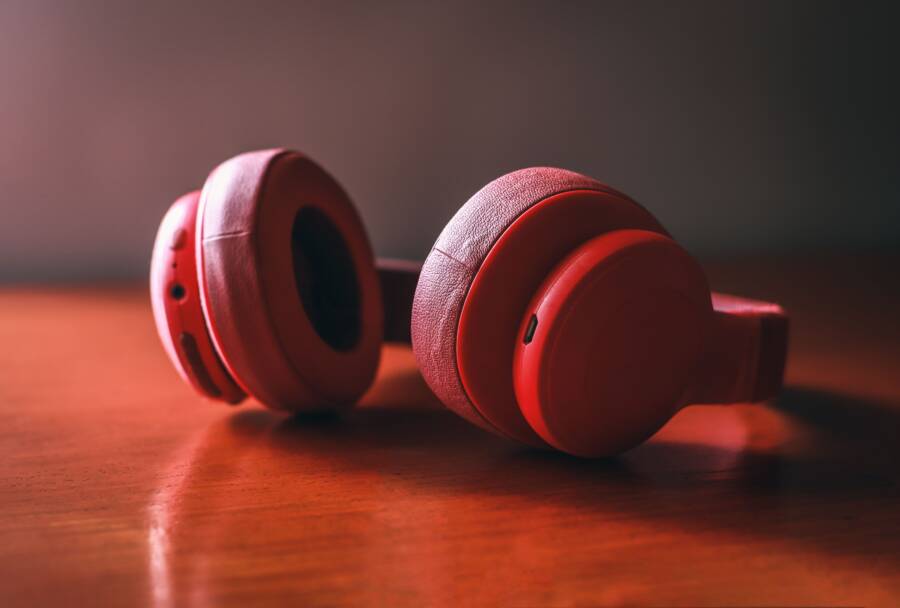 How to Use Sound to Stay Focused on High-Value Tasks