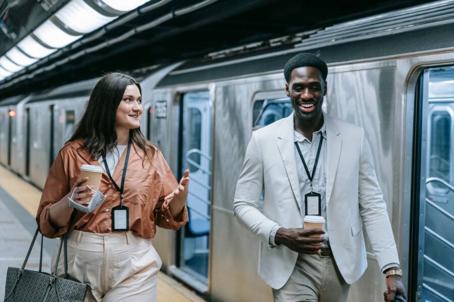 How Wealthy Thinking Sounds in Daily Conversation