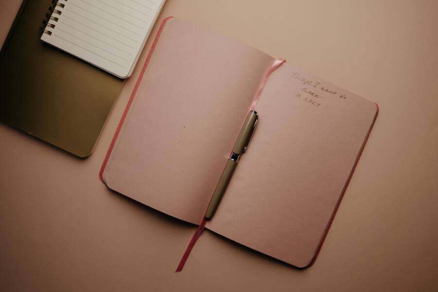 Journaling and the Subconscious Mind: How It Shapes Money Habits