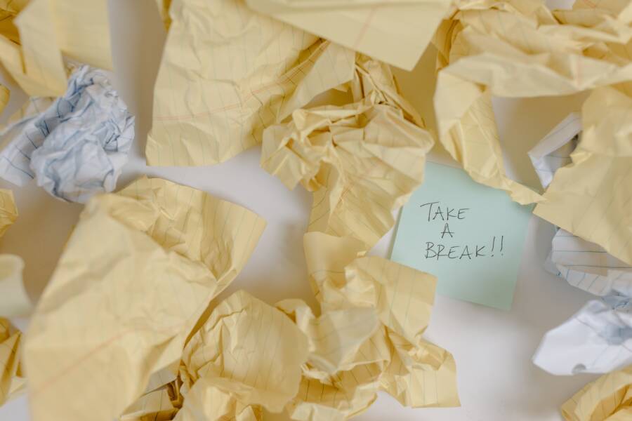 Stop Morning Mental Clutter to Protect Your Financial Focus