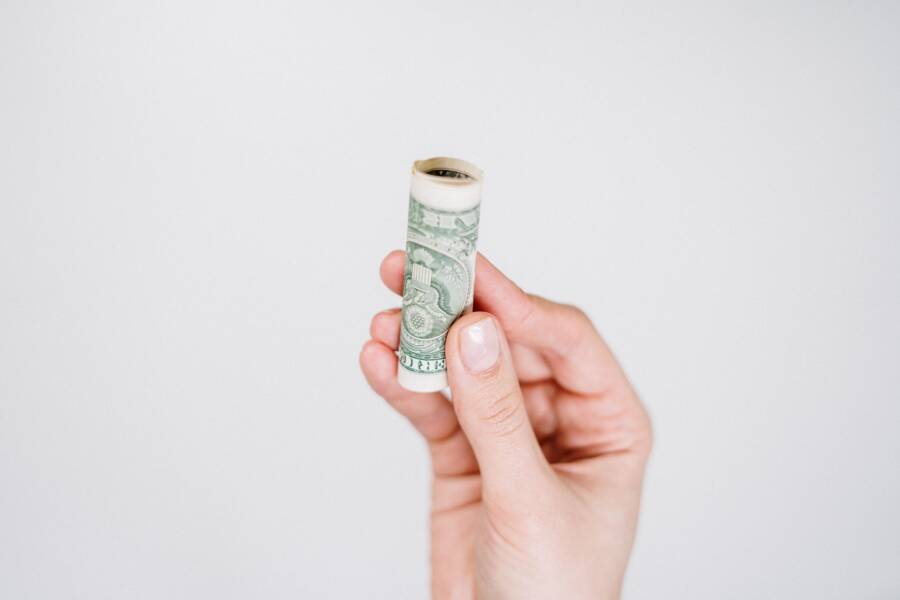 Use Sound and Stillness to Improve Financial Decisions
