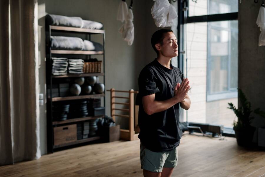 What Is a Sacred Routine and How Wealthy People Build Their Days