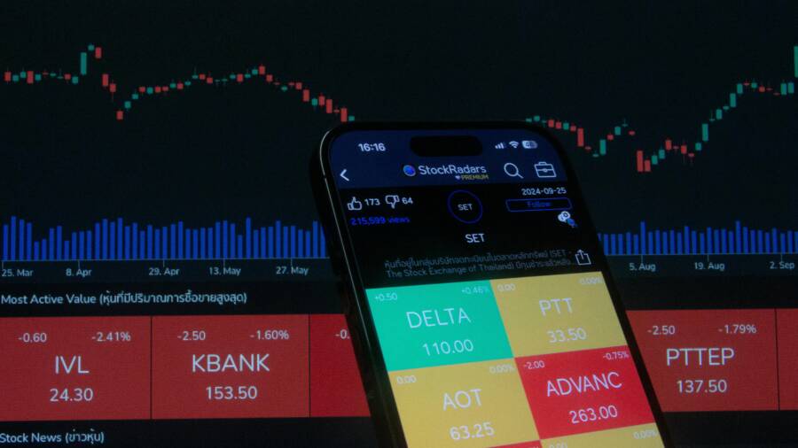 Why Financial Self-Awareness Outperforms Any Investment Strategy