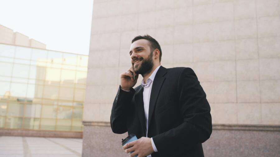 Why Generosity in Networking Builds Long Term Wealth