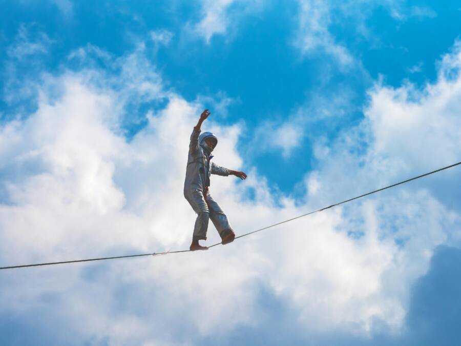 Why High Performers Control Their Physical Environment