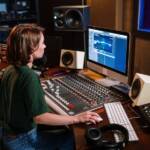 How Audio Environments Impact Your Productivity and Earnings