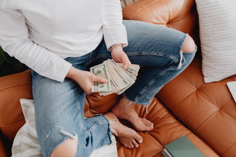 How Being Present Builds Wealth and Influence