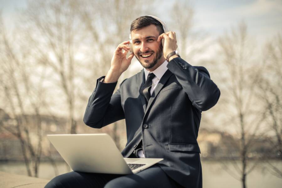 How Building a Focus Listening Routine Improves Your Wealth and Productivity