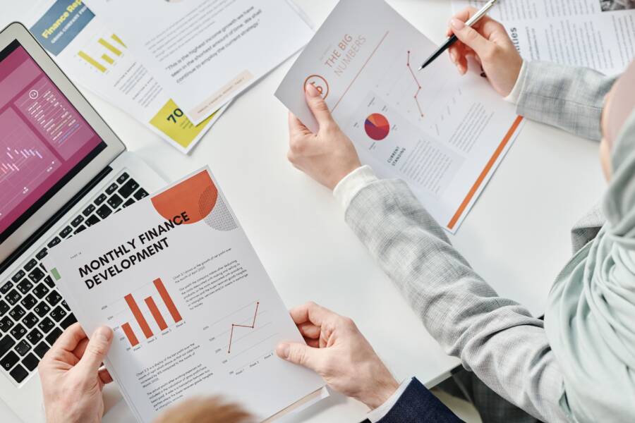 How Financial Awareness Improves Your Long-Term Outcomes How Financial Awareness Improves Your Long-Term Outcomes