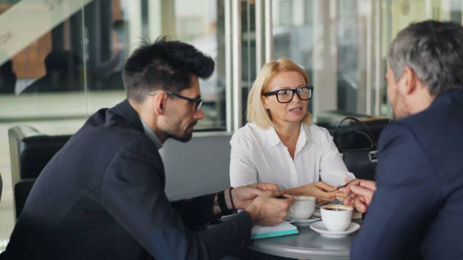 How to Build a Better Listening Habit for Financial Success