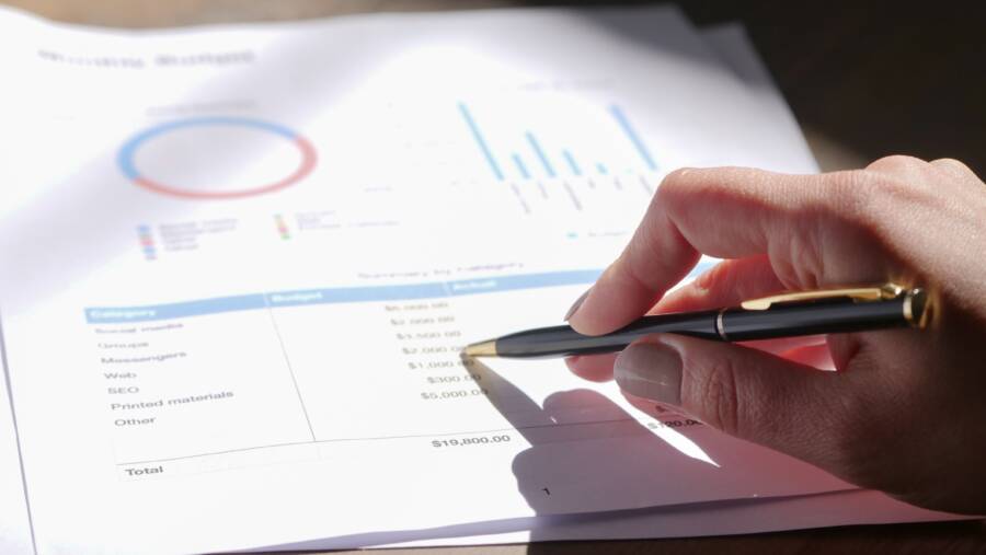 How to Build a Budget That Supports Long-Term Financial Goals How to Build a Budget That Supports Long-Term Financial Goals