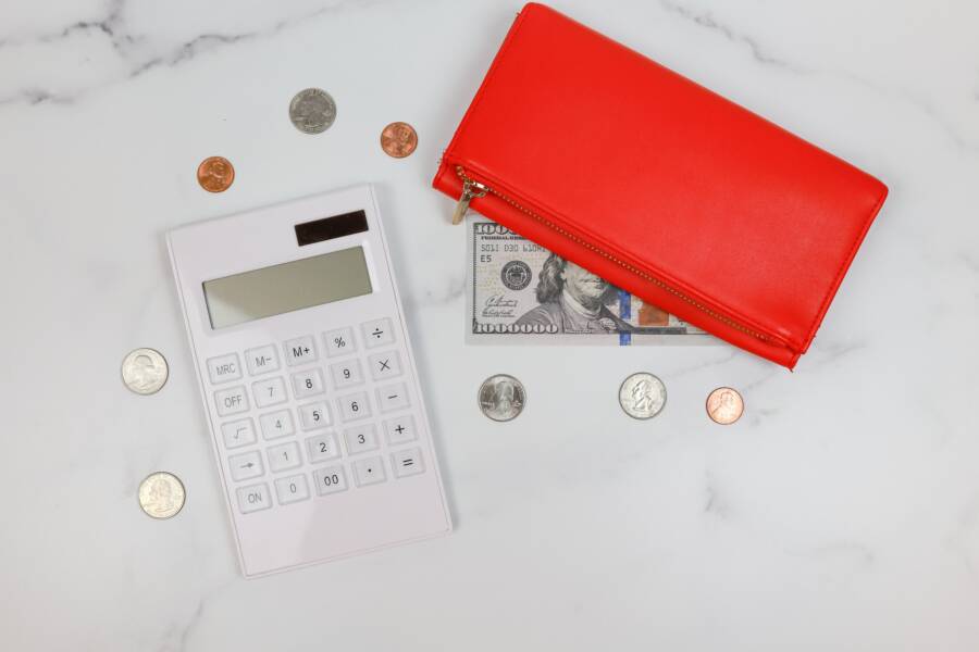 How to Build a Peaceful Financial Routine
