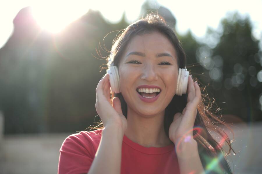 How to Build an Active Listening Practice for Better Financial Decisions How to Build an Active Listening Practice for Better Financial Decisions