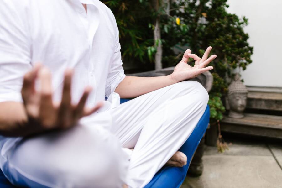 How to Create a Peaceful Mental Atmosphere for Financial Clarity How to Create a Peaceful Mental Atmosphere for Financial Clarity